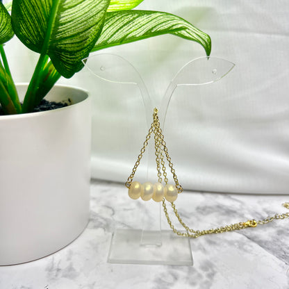 Pearlescent Ivory Necklace